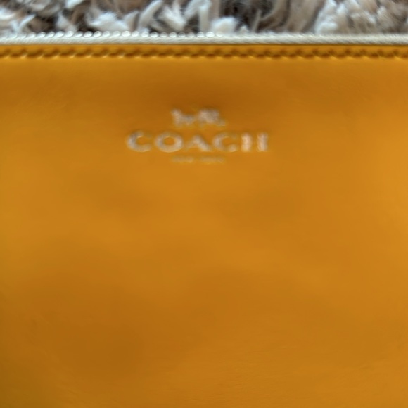 Coach Double Wristlet - Picture 7 of 8
